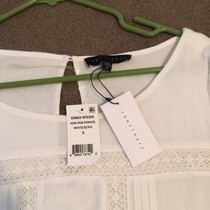 Sanctuary 100% rayon never been worn cream dress